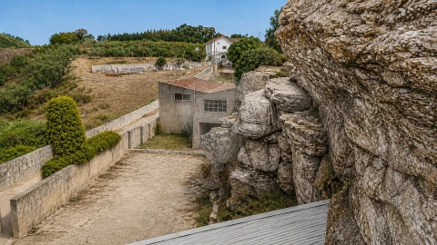Armazém para Venda em São João das Lampas e Terrugem