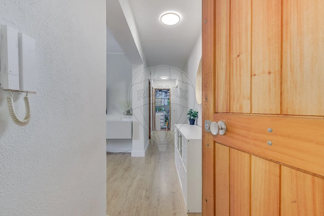 Apartamento T2 para Venda em Casal de Cambra Foto 1