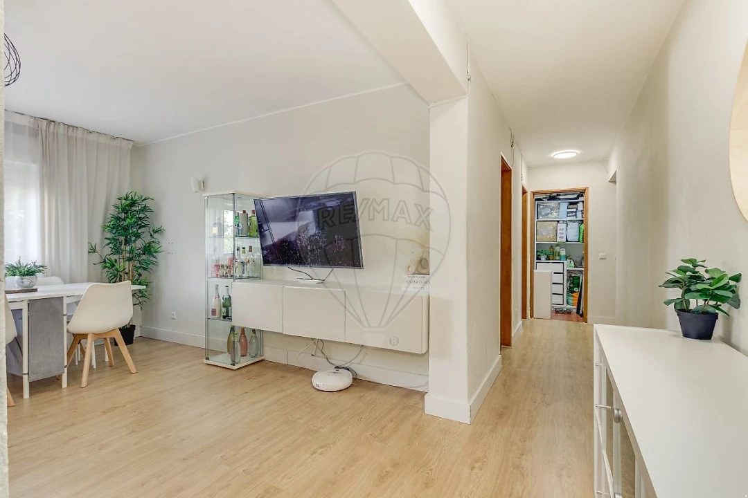 Apartamento T2 para Venda em Casal de Cambra Foto 3