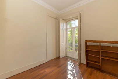 Apartamento T5 para Venda em Sesimbra (Santiago)