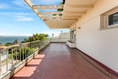 Moradia T5 para Venda em Oeiras e São Julião da Barra, Paço de Arcos e Caxias