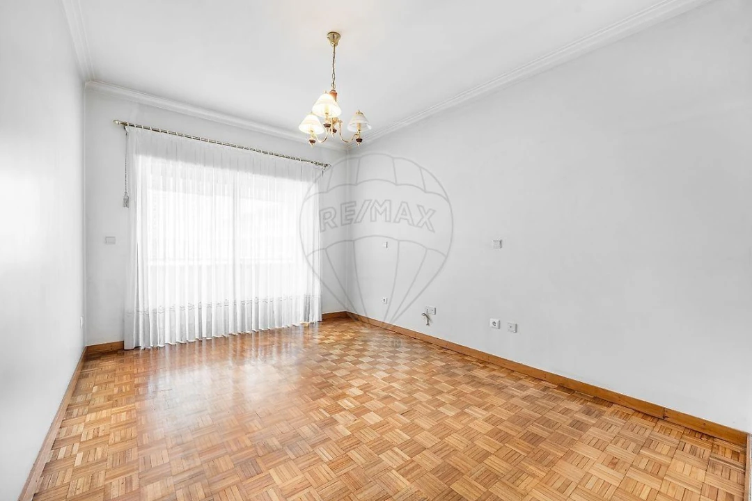 Apartamento T3 para Venda em Creixomil Foto 11
