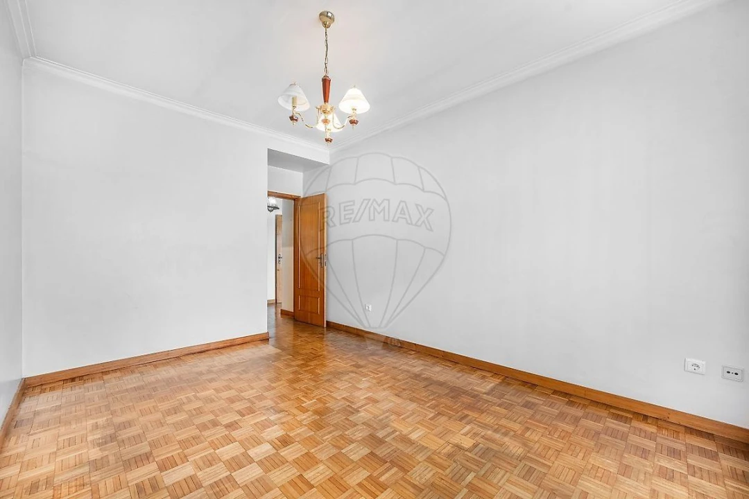 Apartamento T3 para Venda em Creixomil Foto 12