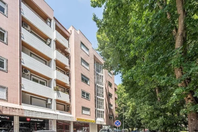 Apartamento T3 para Venda em Creixomil