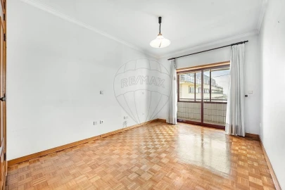 Apartamento T3 para Venda em Creixomil