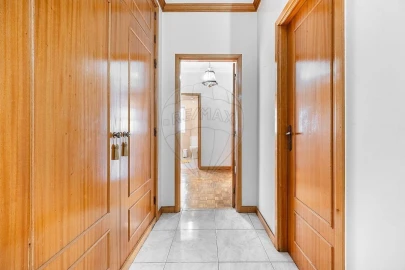 Apartamento T3 para Venda em Creixomil