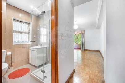 Apartamento T3 para Venda em Creixomil