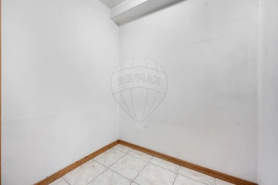 Apartamento T3 para Venda em Creixomil