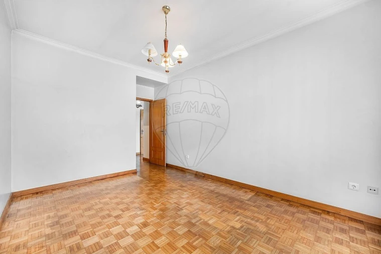 Apartamento T3 para Venda em Creixomil Foto 12