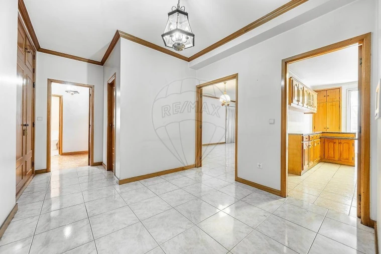 Apartamento T3 para Venda em Creixomil Foto 6