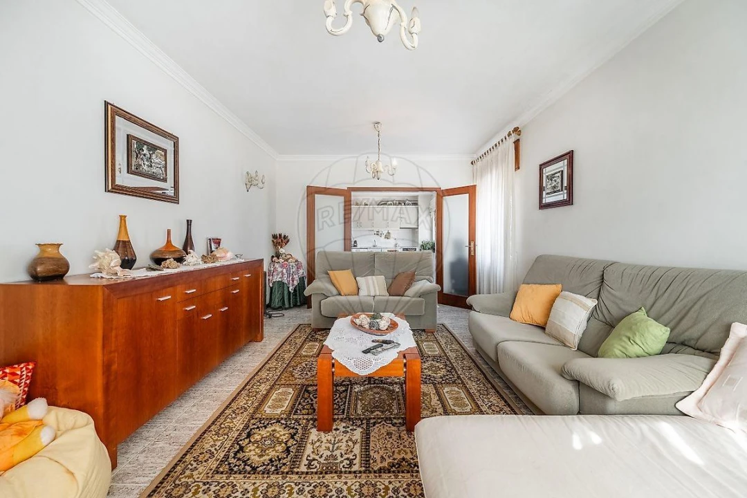 Apartamento T2 para Venda em Agrela e Serafão Foto 1