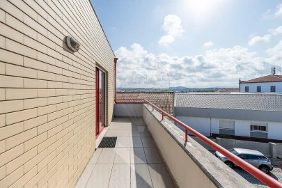Apartamento T2 para Venda em Agrela e Serafão