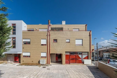 Apartamento T2 para Venda em Agrela e Serafão