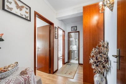 Apartamento T2 para Venda em Agrela e Serafão