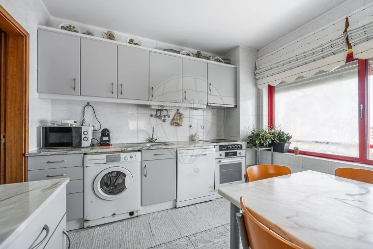 Apartamento T2 para Venda em Agrela e Serafão Foto 4