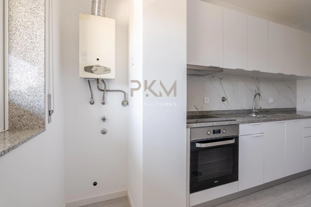 Apartamento T2 para Venda em Penafiel Foto 24