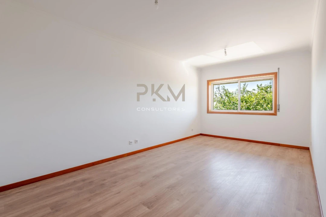 Apartamento T2 para Venda em Penafiel Foto 5