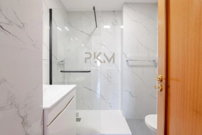 Apartamento T2 para Venda em Penafiel