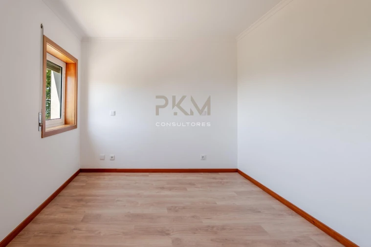 Apartamento T2 para Venda em Penafiel Foto 14