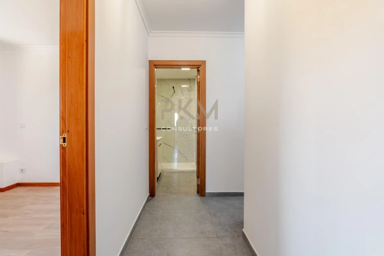 Apartamento T2 para Venda em Penafiel Foto 8
