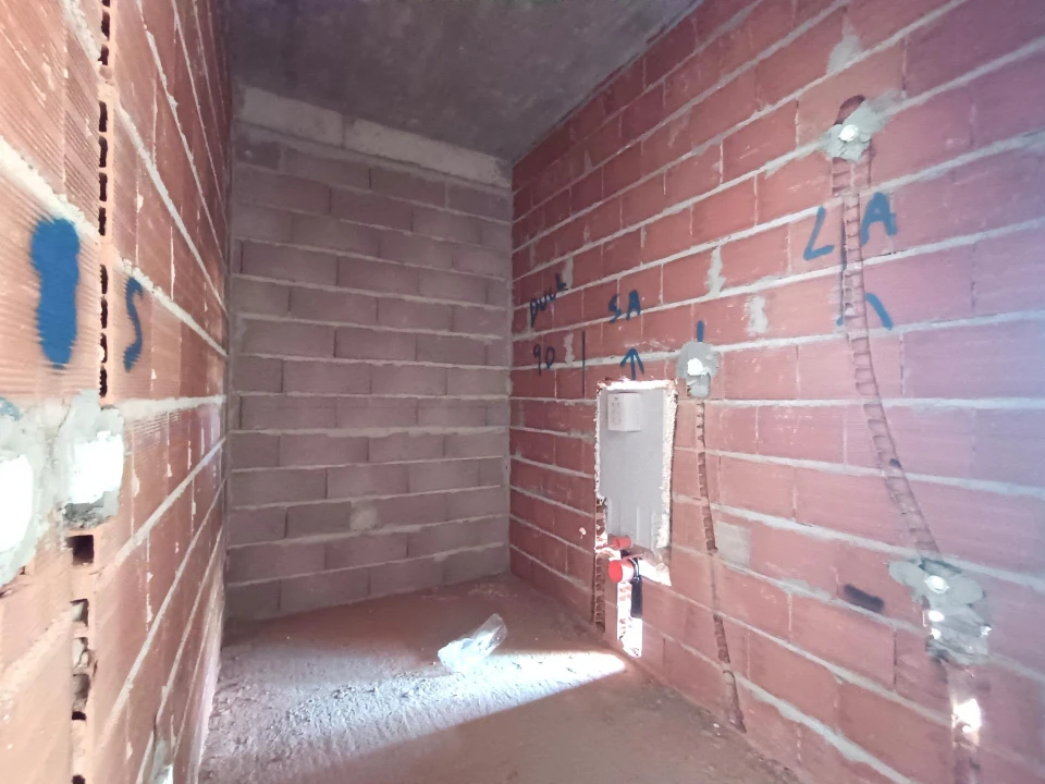 Apartamento T2 para Venda em Quarteira Foto 11