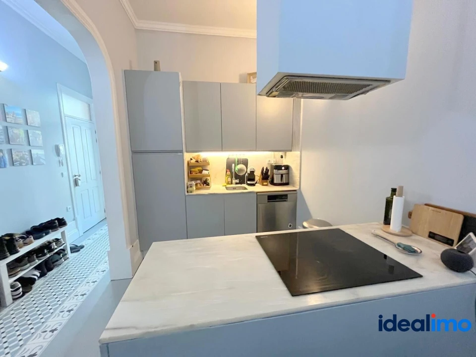 Apartamento T3 para Venda em Cedofeita, Santo Ildefonso, Sé, Miragaia, São Nicolau e Vitória Foto 2
