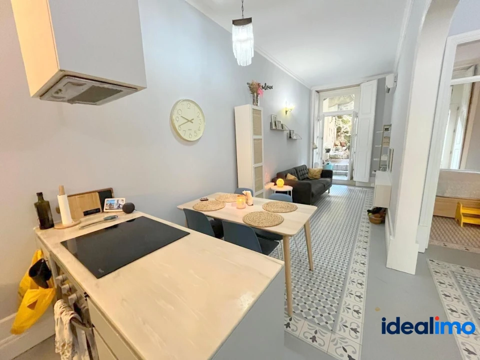 Apartamento T3 para Venda em Cedofeita, Santo Ildefonso, Sé, Miragaia, São Nicolau e Vitória Foto 4