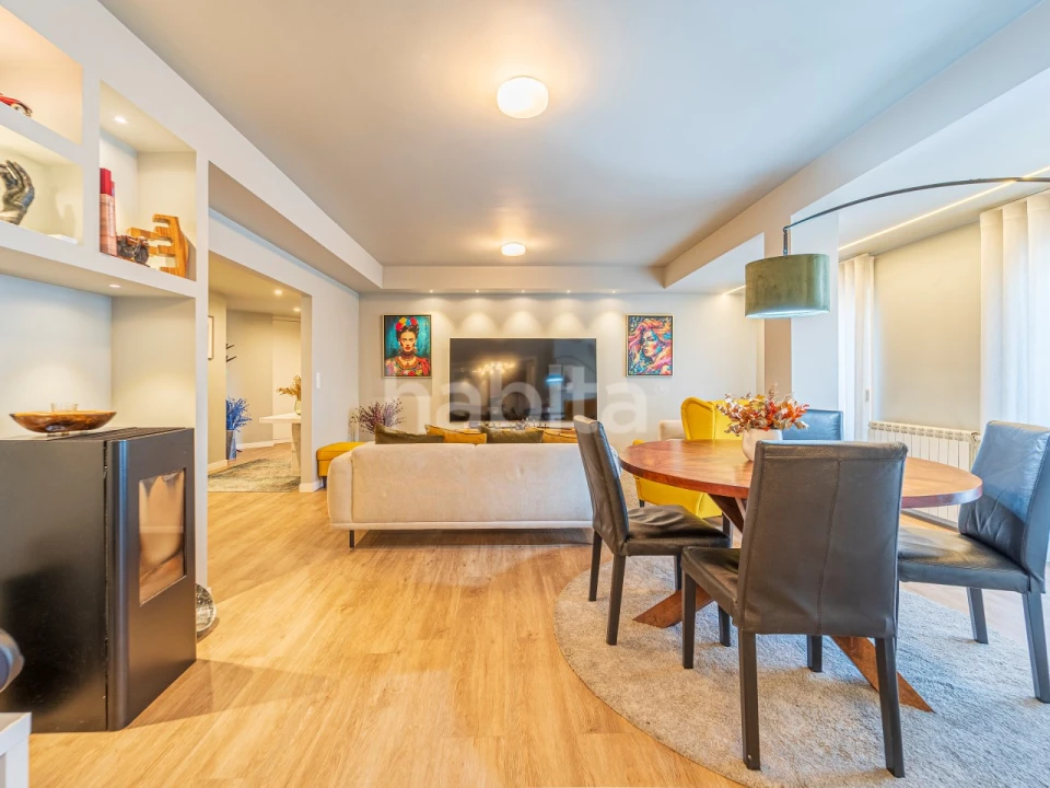Apartamento T4 para Venda em Valongo Foto 2