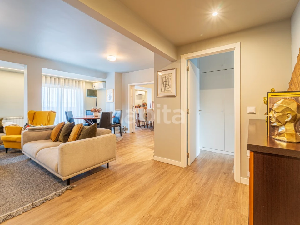 Apartamento T4 para Venda em Valongo Foto 19