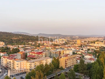 Apartamento T4 para Venda em Valongo