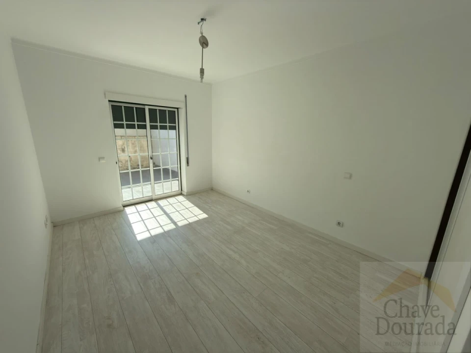 Apartamento T2 para Venda em Lousã e Vilarinho Foto 16