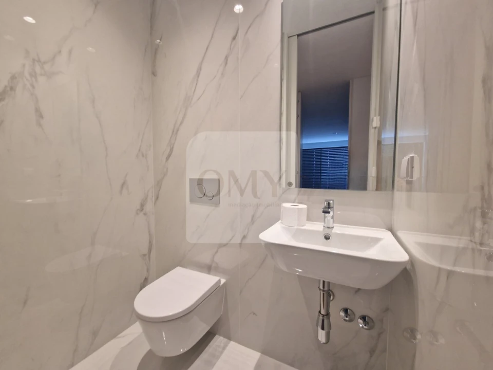 Apartamento T3 para Arrendamento em Nossa Senhora da Conceição, São Pedro e São Dinis Foto 18