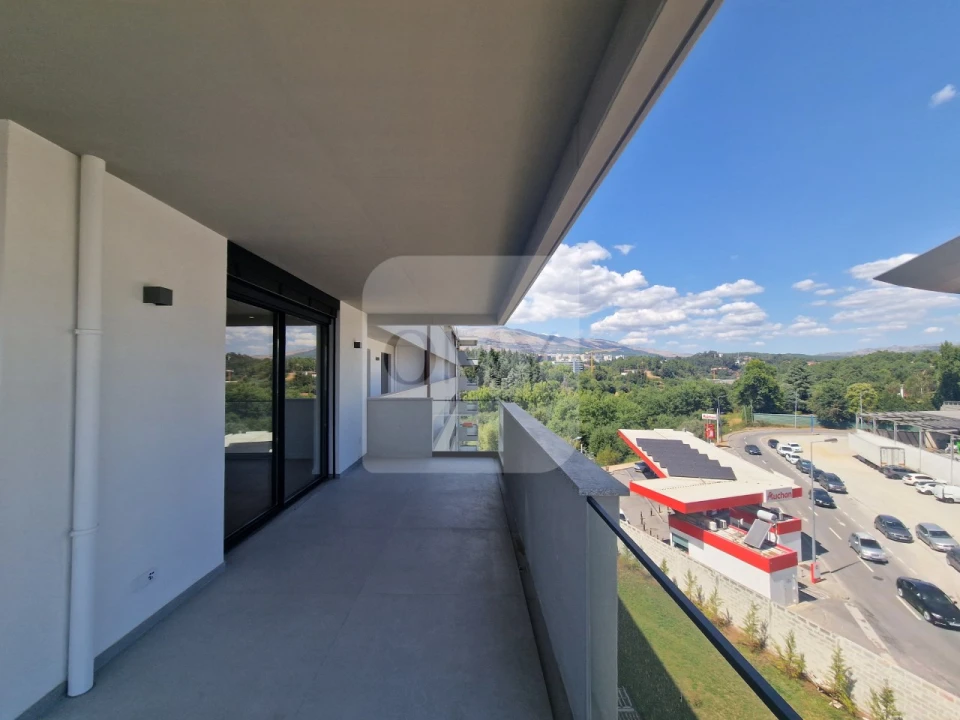 Apartamento T3 para Arrendamento em Nossa Senhora da Conceição, São Pedro e São Dinis Foto 20