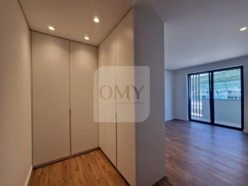 Apartamento T3 para Arrendamento em Nossa Senhora da Conceição, São Pedro e São Dinis