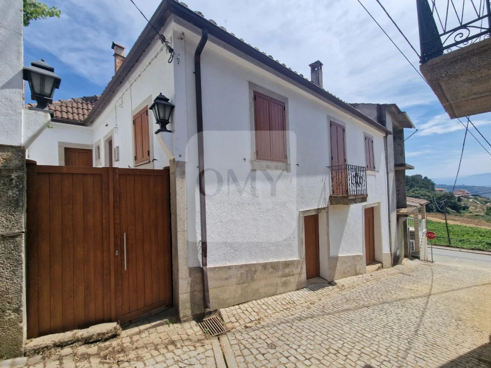 Moradia T3 para Venda em Abaças Foto 21