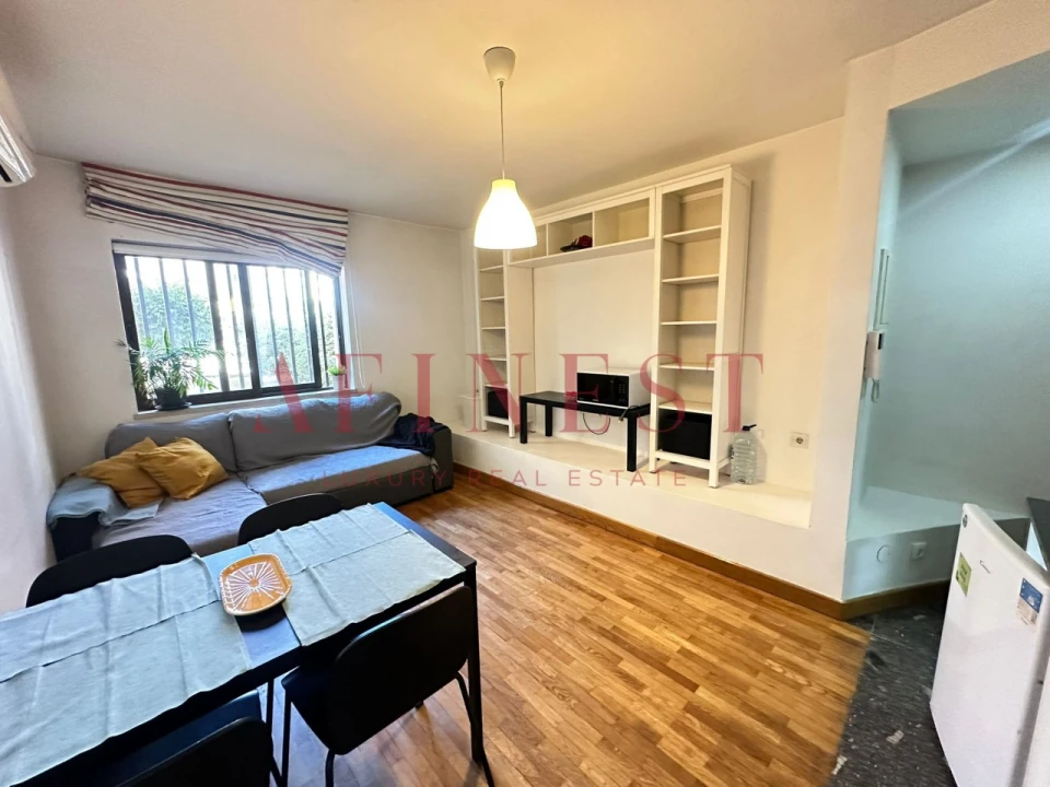 Apartamento T1 para Arrendamento em São Domingos de Benfica Foto 2