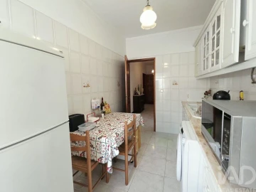 Apartamento T1 para Venda em Loule (São Sebastião)