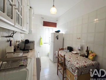 Apartamento T1 para Venda em Loule (São Sebastião)