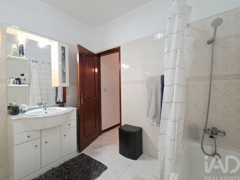Apartamento T1 para Venda em Loule (São Sebastião) Foto 8