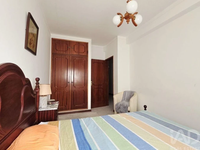 Apartamento T1 para Venda em Loule (São Sebastião) Foto 6