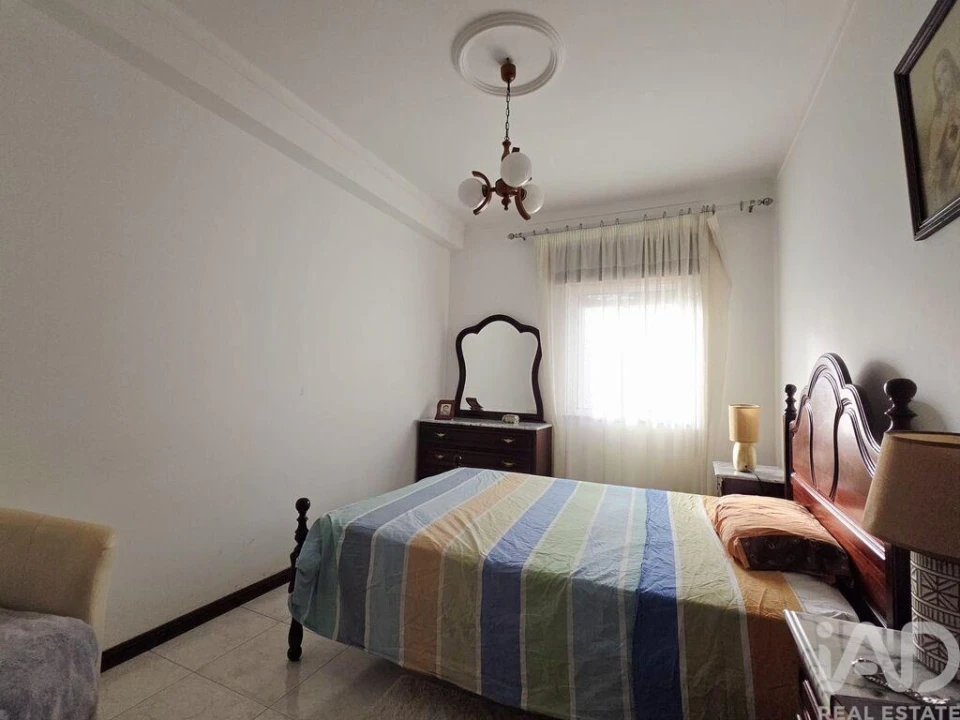 Apartamento T1 para Venda em Loule (São Sebastião) Foto 4