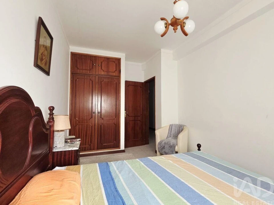 Apartamento T1 para Venda em Loule (São Sebastião) Foto 6
