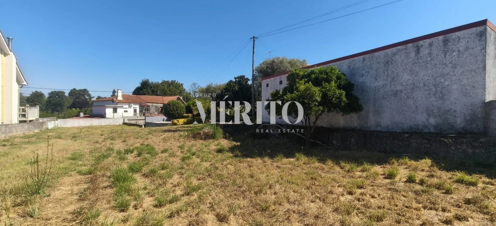 Terreno para Venda em Alvarães Foto 11