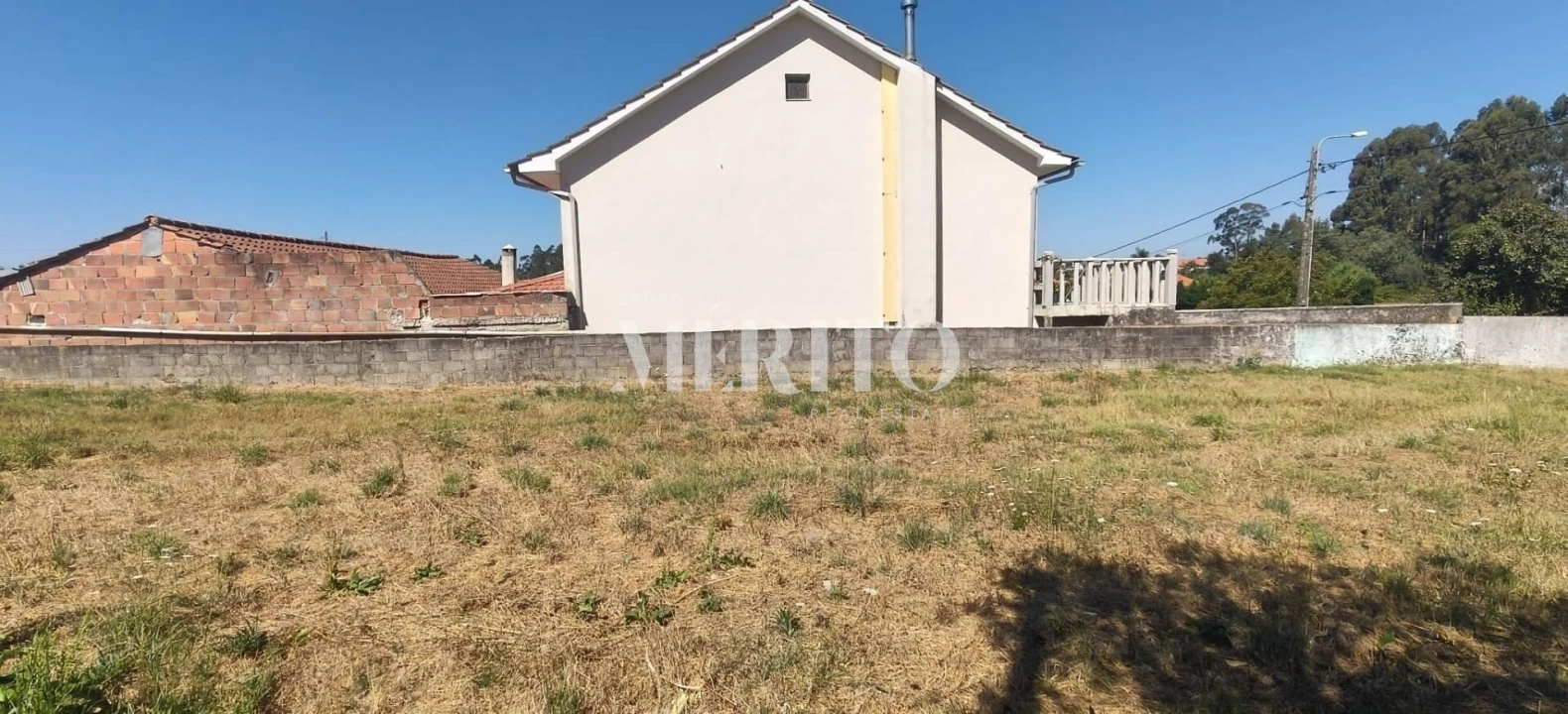 Terreno para Venda em Alvarães Foto 9