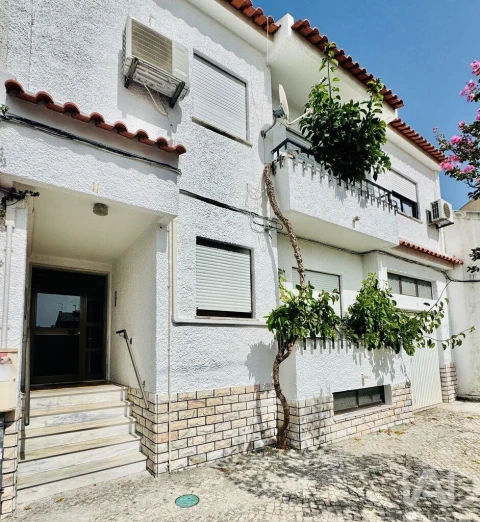 Moradia T3 para Venda em Alto do Seixalinho, Santo André e Verderena