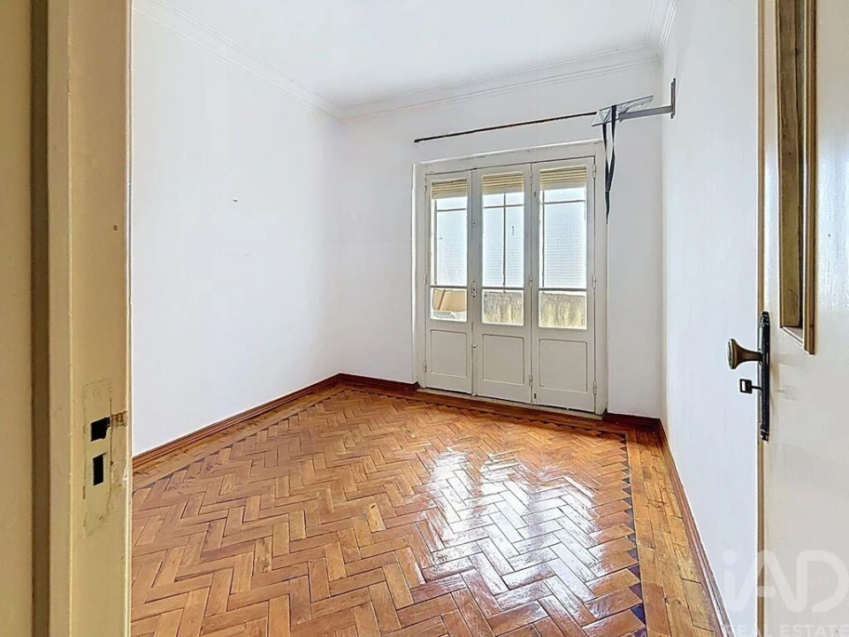 Apartamento T3 para Venda em Laranjeiro e Feijó Foto 9