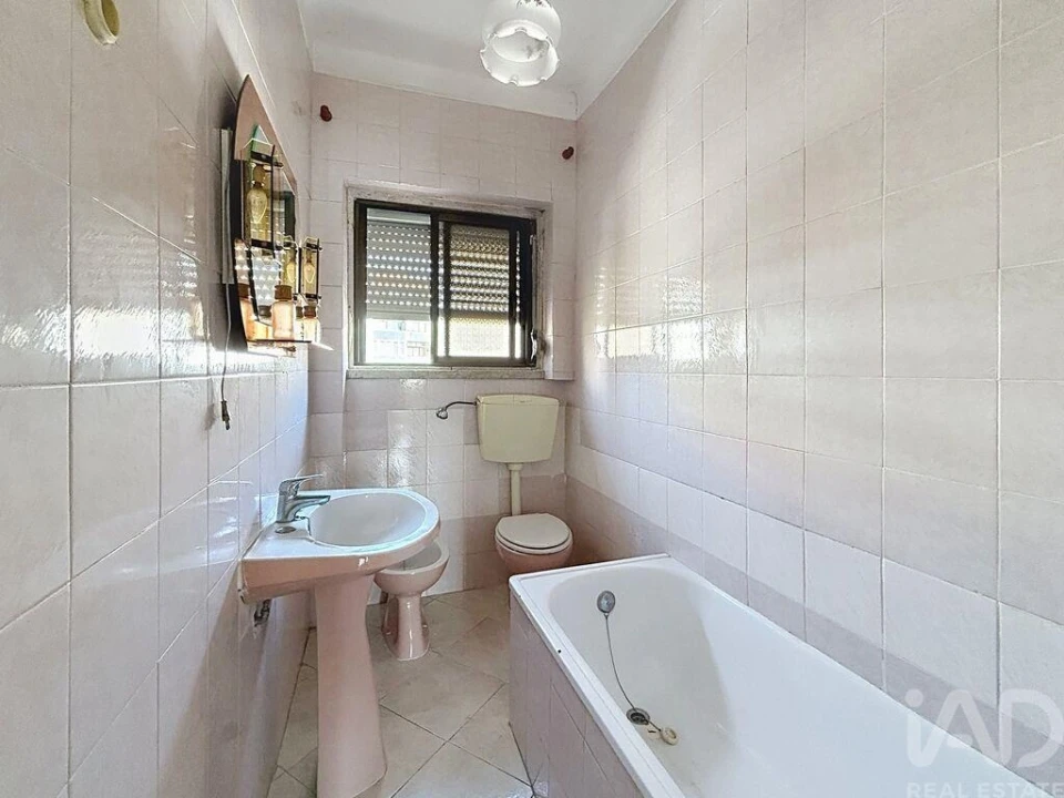 Apartamento T3 para Venda em Laranjeiro e Feijó Foto 13