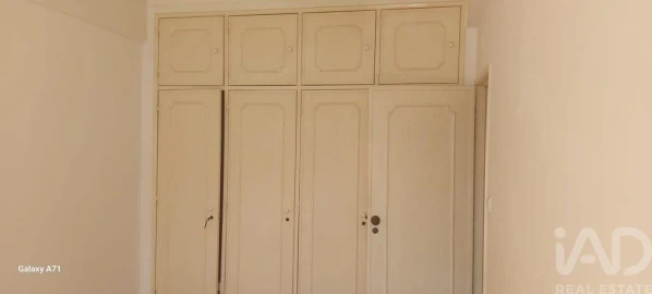 Apartamento T3 para Venda em Ramada e Caneças