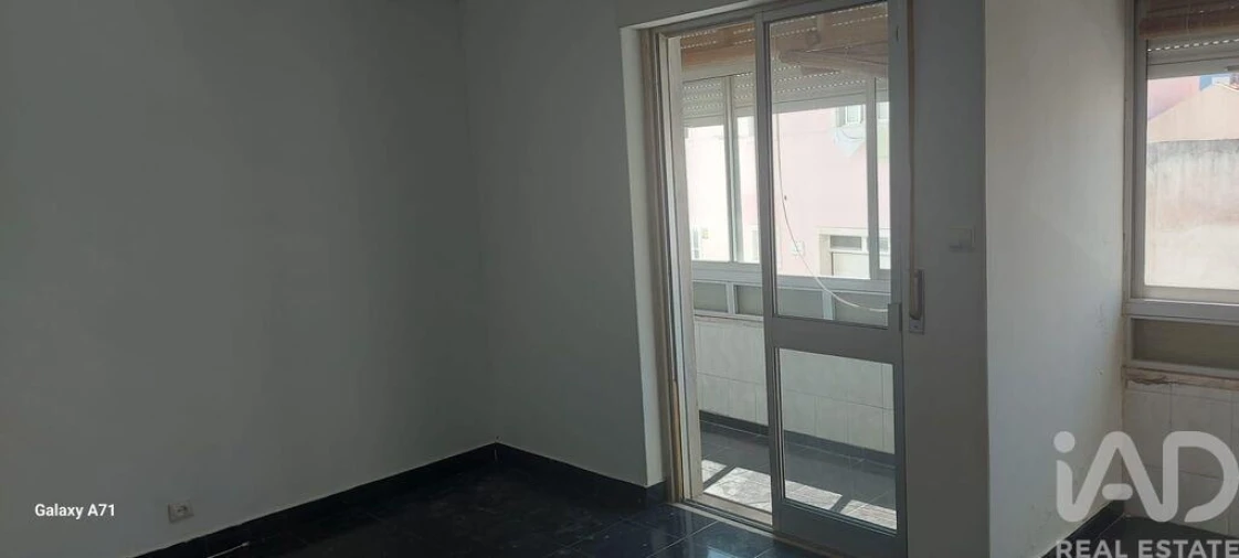 Apartamento T3 para Venda em Ramada e Caneças Foto 6