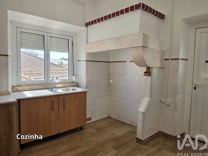 Moradia T3 para Venda em São Bento do Cortiço e Santo Estêvão Foto 2